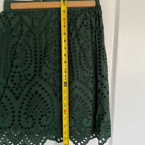 NWOT LOFT Eyelet Skirt - Picture 6 of 12